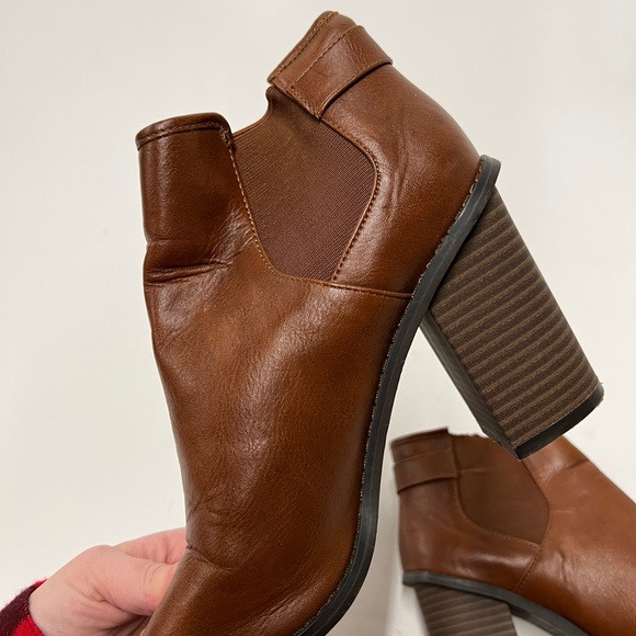 Forever 21 Block Heel - Picture 4 of 5